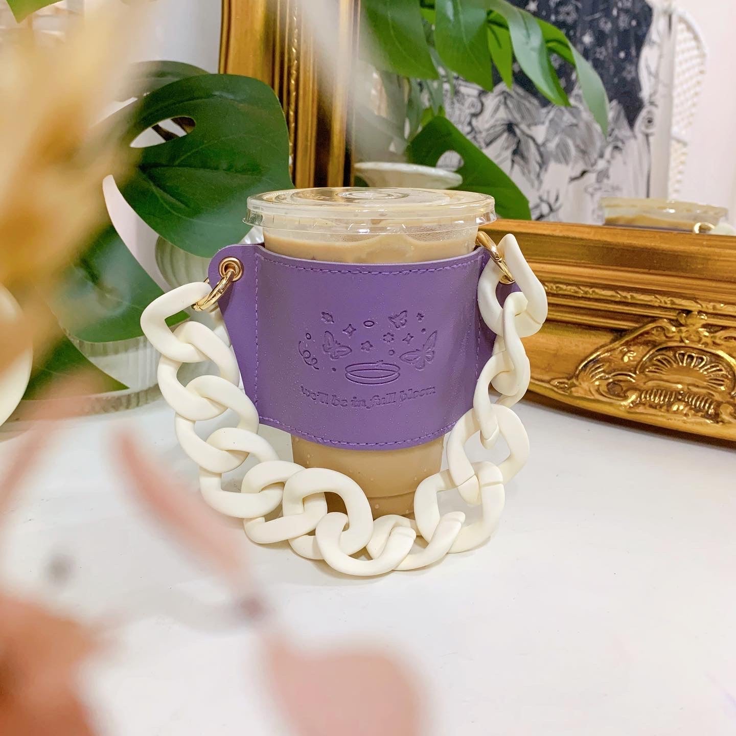 Full Bloom Embossed Cupholder
